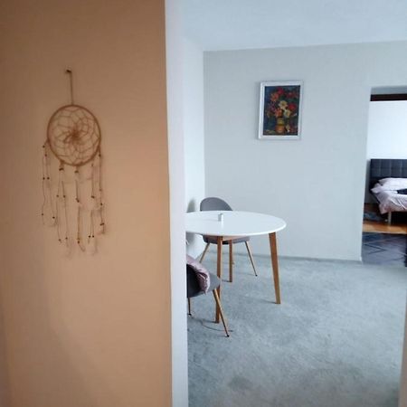 Ferienwohnung Apartament Relax Piatra Neamţ Exterior foto